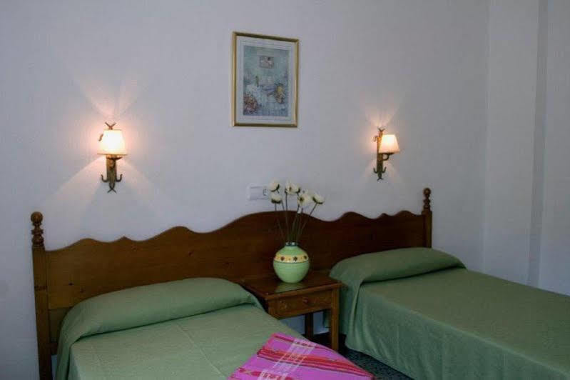 La Ceiba Guest house 2*